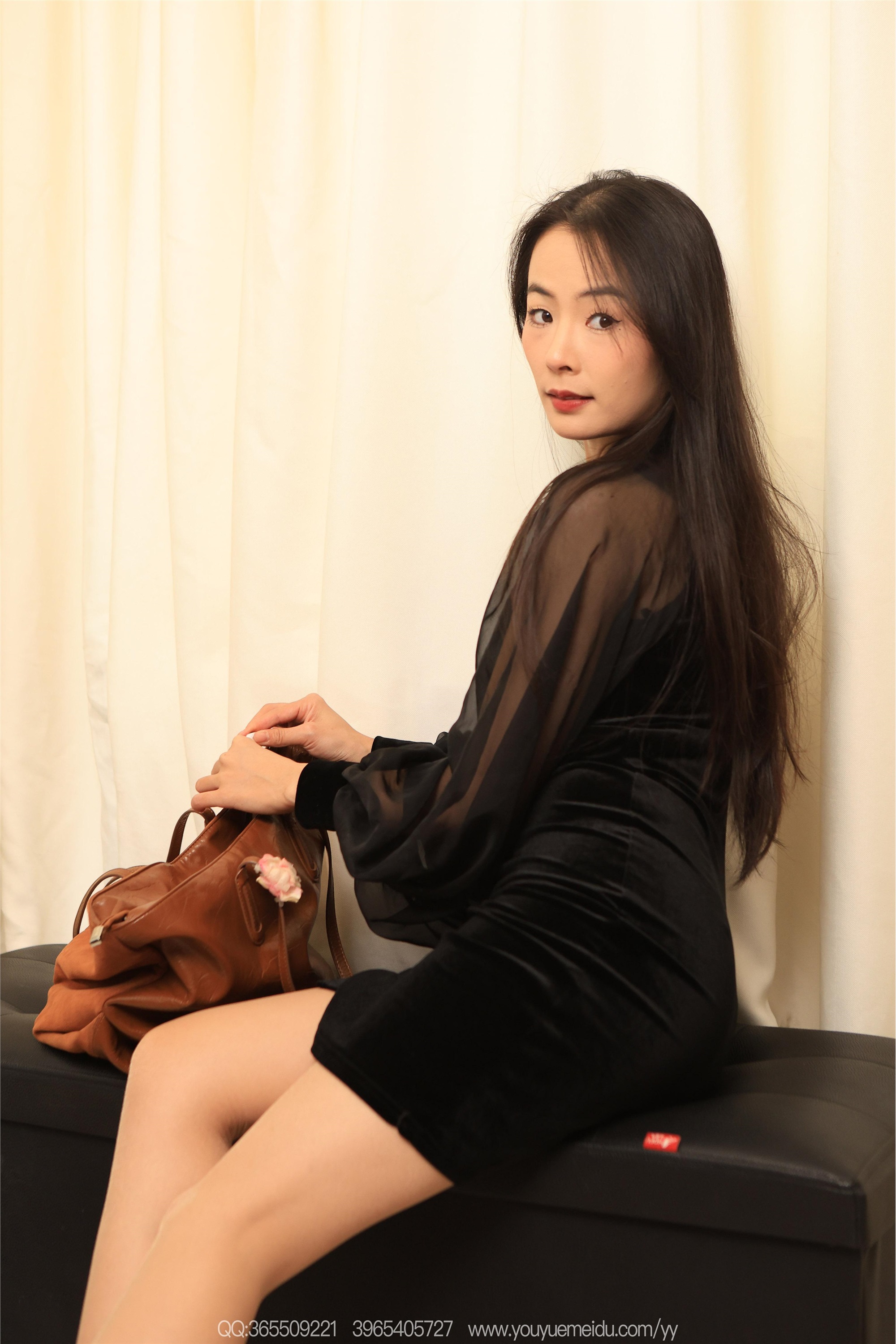 IESS异思趣向  2025.12.08 丝享家2232：小金《黑纱薄肉丝》